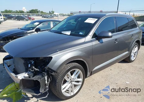 2018 Audi Q7 3.0T Premium z USA, uszkodzony, nr VIN WA1VAAF79JD037601